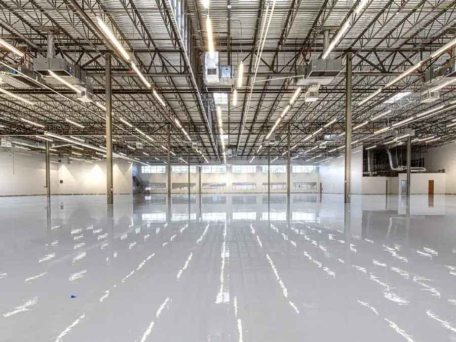 Glossy epoxy floor