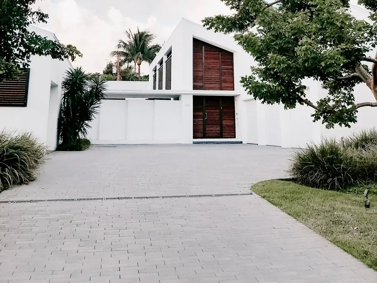 Paver washing, sanding & sealing